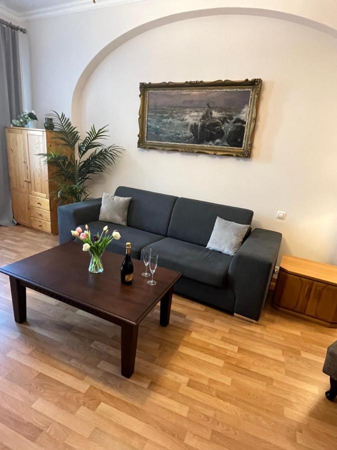 Apartment Colonnade Carlsbad Карлові Вари Екстер'єр фото
